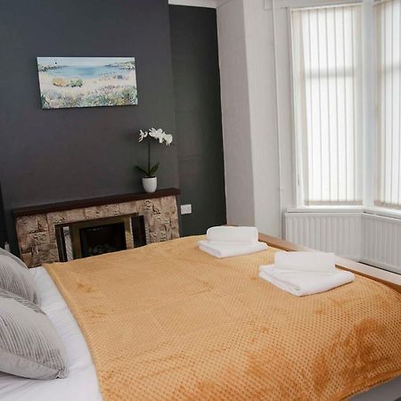 Vila Six Bells Retreat Abertillery Exteriér fotografie