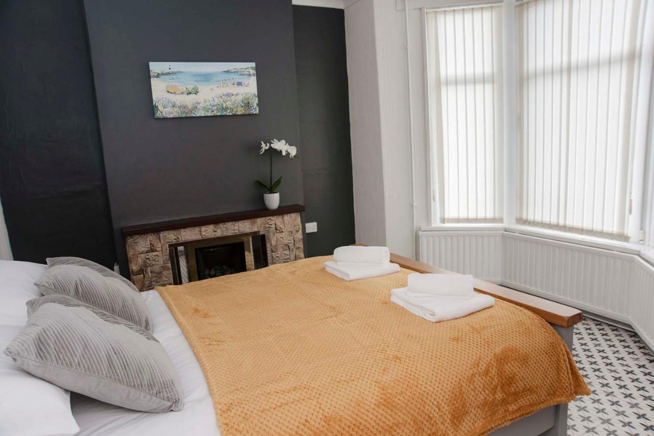 Vila Six Bells Retreat Abertillery Exteriér fotografie