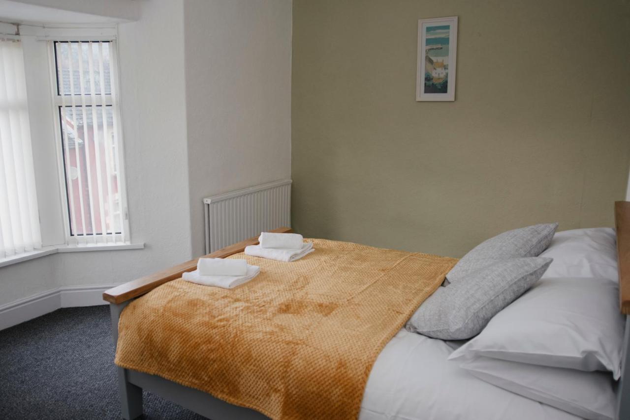 Vila Six Bells Retreat Abertillery Exteriér fotografie