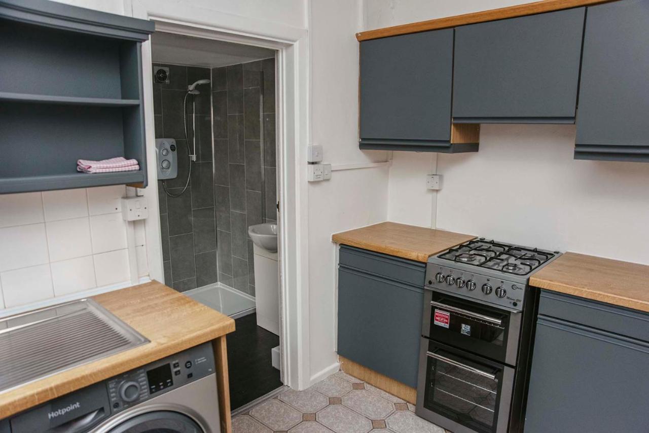 Vila Six Bells Retreat Abertillery Exteriér fotografie