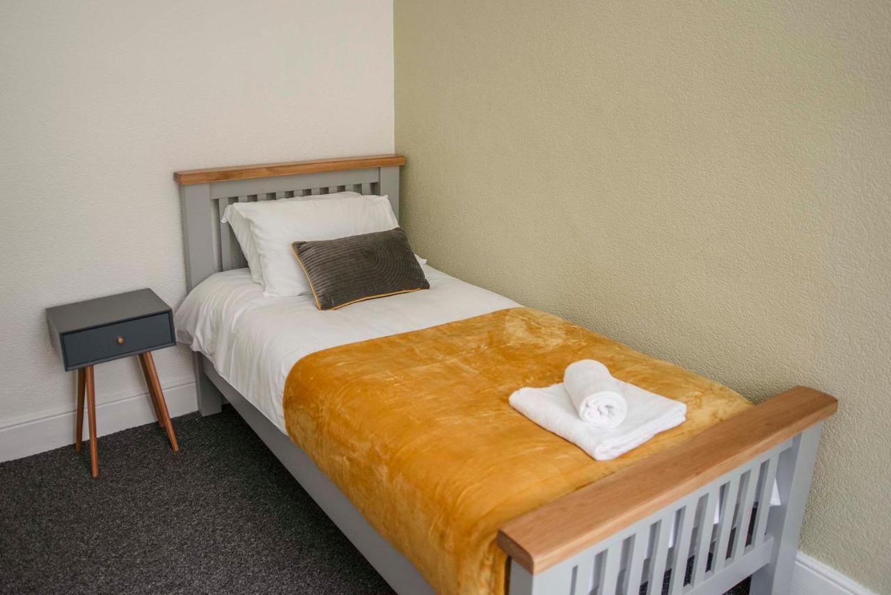 Vila Six Bells Retreat Abertillery Exteriér fotografie