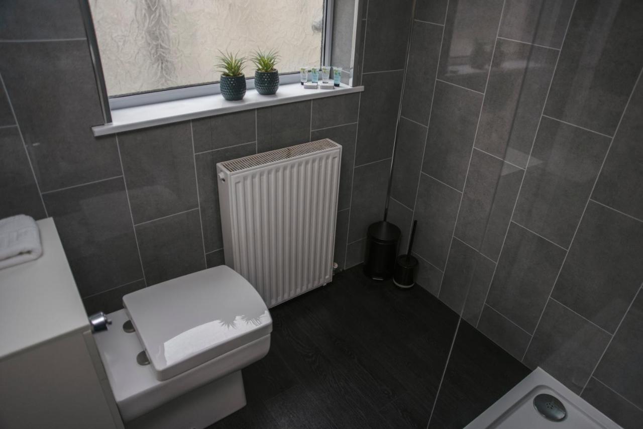 Vila Six Bells Retreat Abertillery Exteriér fotografie